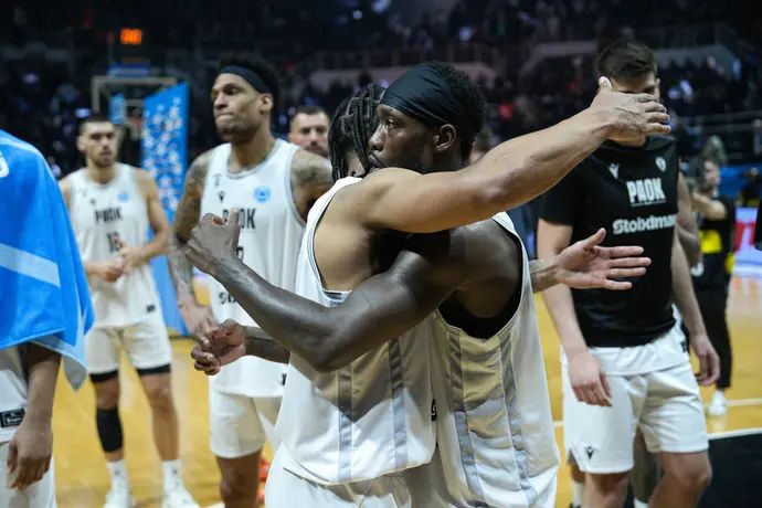 שחקן פאוק סלוניקי פטריק בוורלי