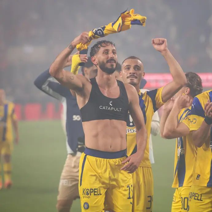 שחקן מכבי תל אביב, שגיב יחזקאל