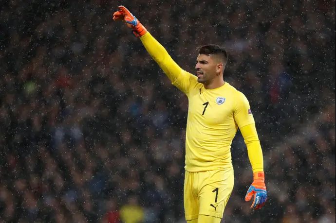 אריאל הרוש, שוער נבחרת ישראל