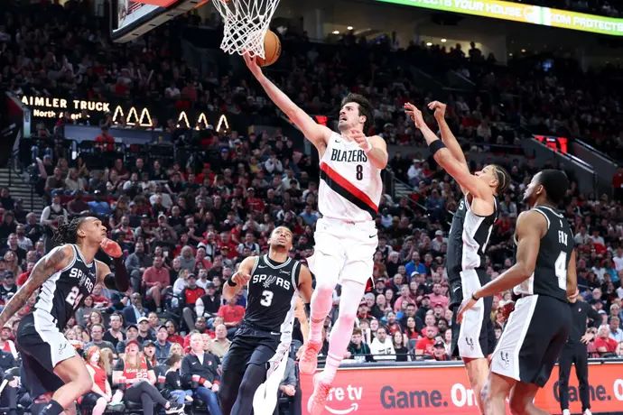 דני אבדיה, שחקן פורטלנד