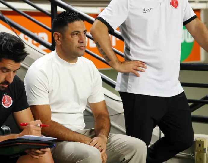 אליניב ברדה מאמן הפועל תל אביב נגד הפועל פתח תקוה