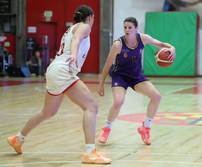 אליסה בארון שחקנית אליצור חולון