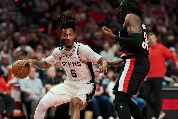 סטפון קאסל, שחקן סן אנטוניו ספרס מול פורטלנד