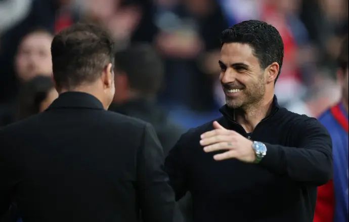 מיקל ארטטה מאמן ארסנל עם דייגו סימאונה מאמן אתלטיקו מדריד