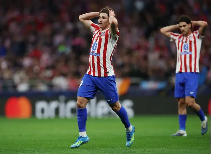 חוליאן אלברס שחקן אתלטיקו מדריד