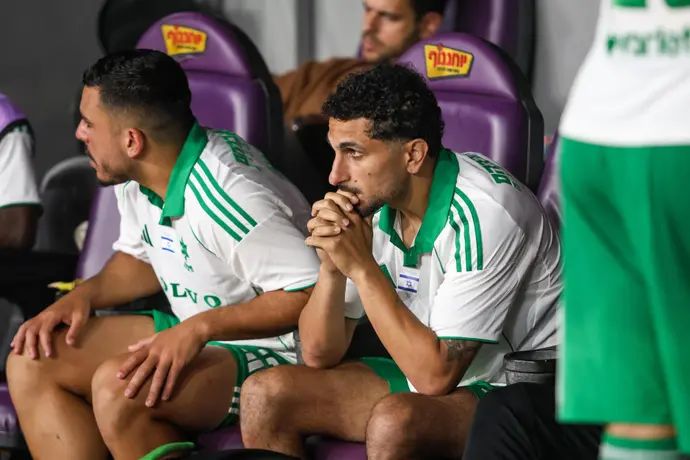 קני סייף, איתן אזולאי שחקני מכבי חיפה מאוכזבים