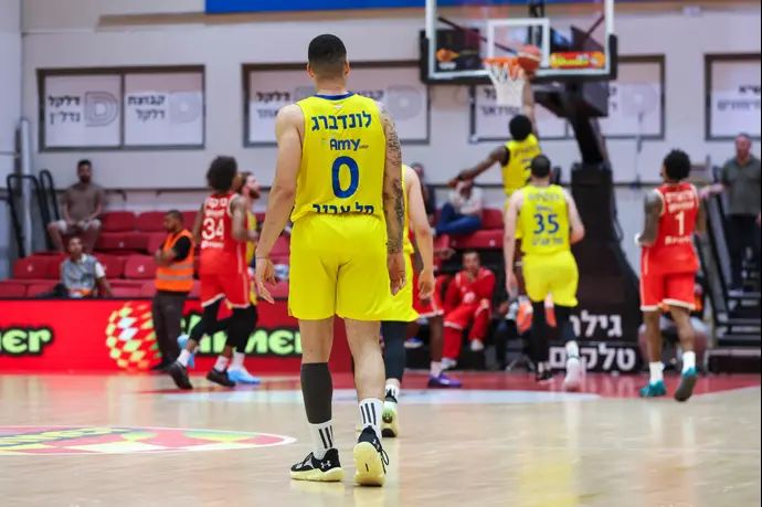 שחקן מכבי תל אביב איפה לונדברג