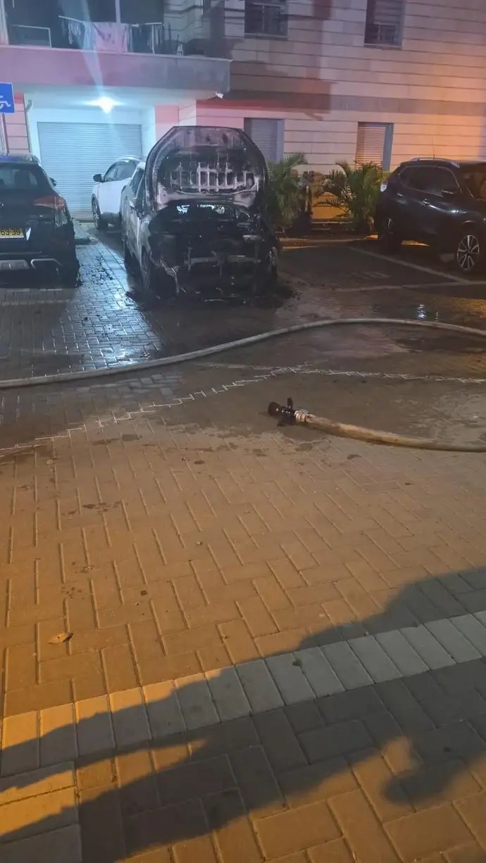 רכבו של גל לייבוביץ' אחרי שהוצת
