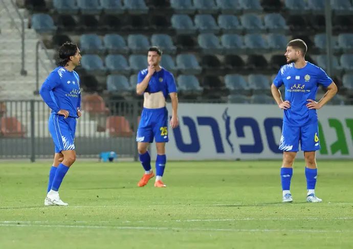 שחקני מכבי הרצליה מאוכזבים