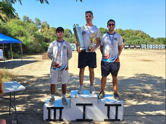 אליפות ישראל בקשתות גברים, רועי דרור בראש הפודיום