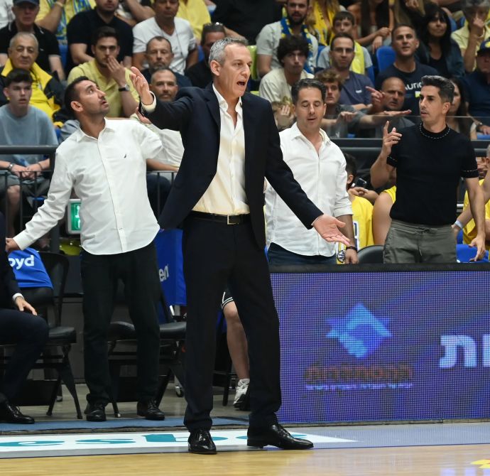 מאמן מכבי תל אביב עודד קטש