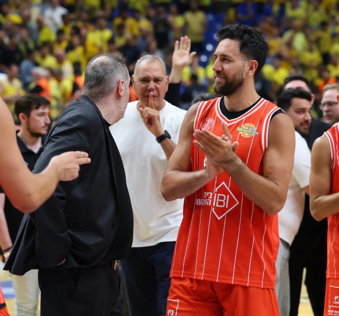 שחקן הפועל תל אביב ואסילייה מיציץ'