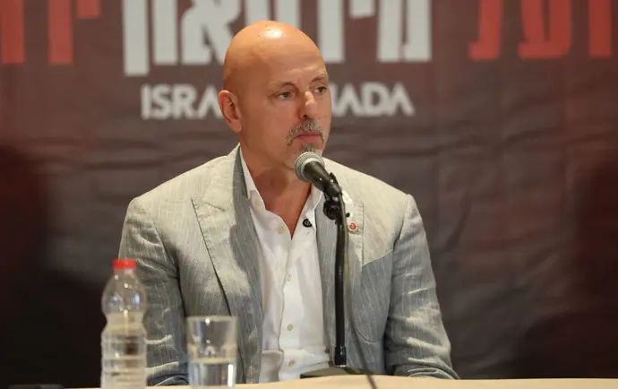 סשה אוברדוביץ' מאמן הפועל ירושלים, מתן אדלסון הבעלים של הפועל ירושלים