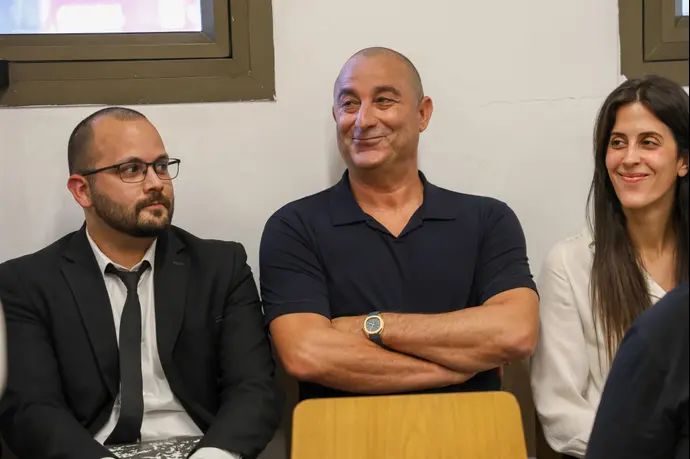 האיש החזק של מ.ס. אשדוד ג'קי בן זקן, בדיון על עירוני טבריה