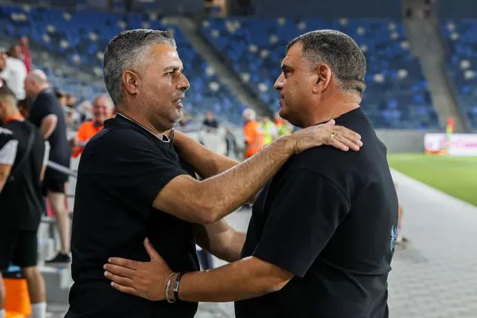 חיים סילבס מאמן הפועל חיפה ושי ברדה מאמן עירוני קרית שמונה