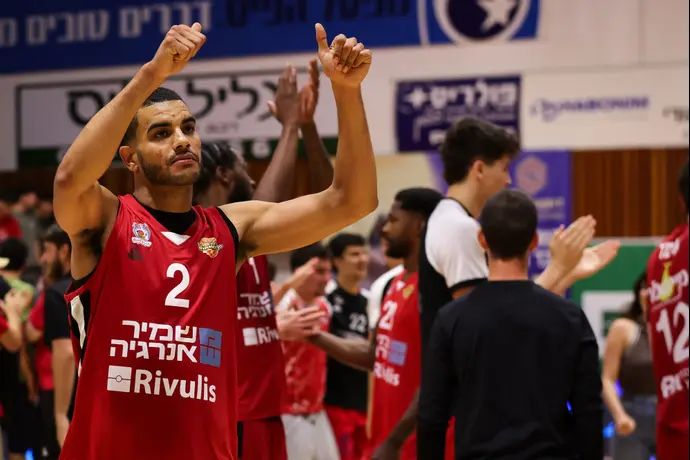 ג'סטין ג'יימס, הפועל גליל עליון