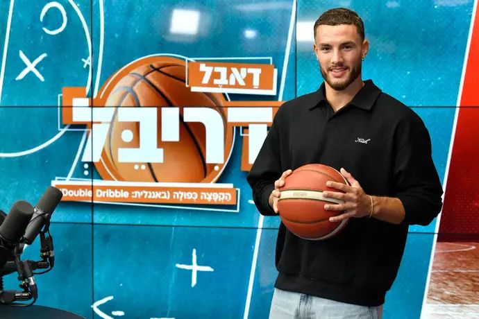 נועם יעקב