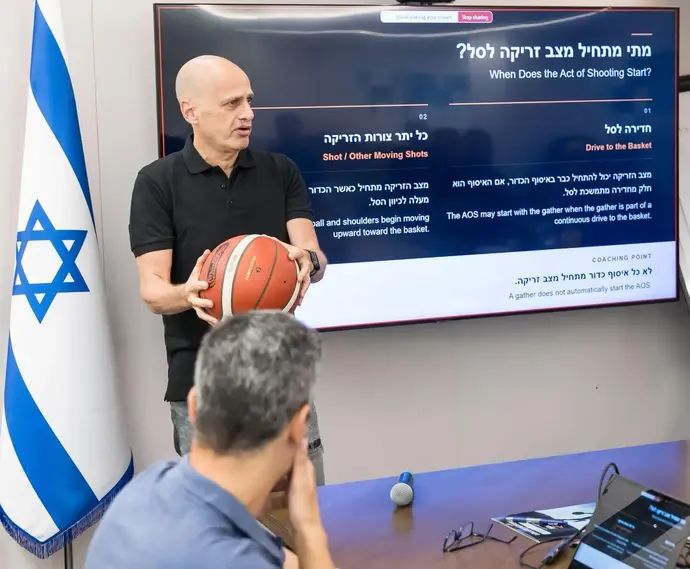ספי שמש, שופט כדורגל