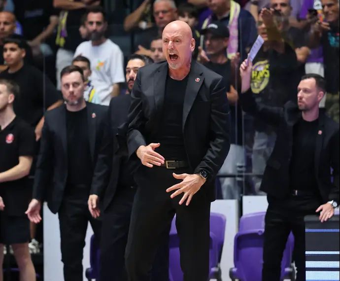 סשה אוברדוביץ' מאמן הפועל ירושלים מול הפועל חולון