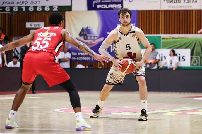 תומר אסייג שחקן עירוני קרית אתא