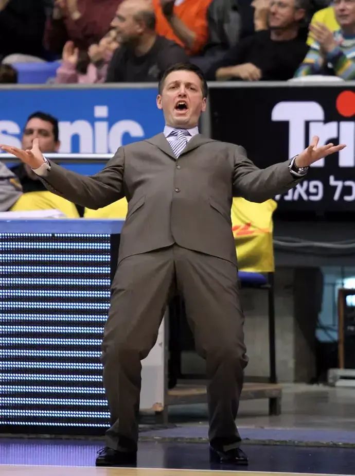 אלכסנדר סקוליץ' מאמן נובו מסטו
