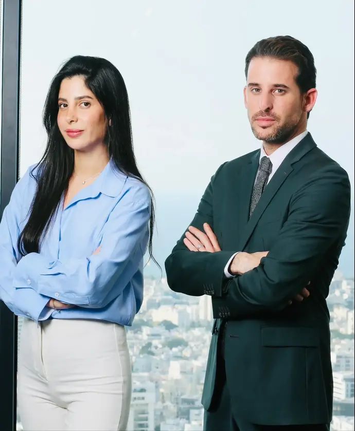 עורכי הדין בן מעוז ועדן עמוס, המייצגים את יעל בר