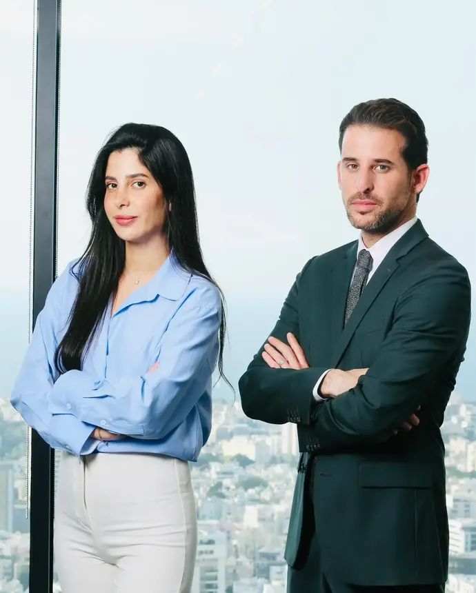 בן מעוז ועדן עמוס עורכי דינה של יעל בר, אשת הכספים של עירוני טבריה