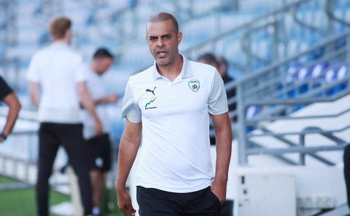 גיא לוזון מאמן הנבחרת הצעירה של ישראל