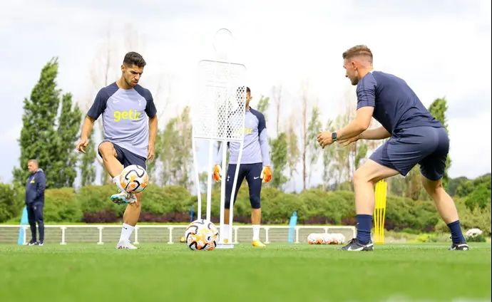 מנור סולומון טוטנהאם