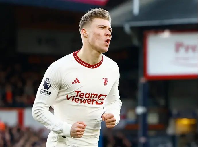 רסמוס הוילונד שחקן מנצ'סטר יונייטד חוגג שער