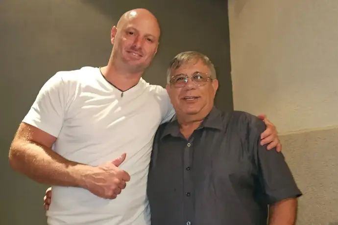 ניסים סספורטס עם אדם ברדיצ'בסקי