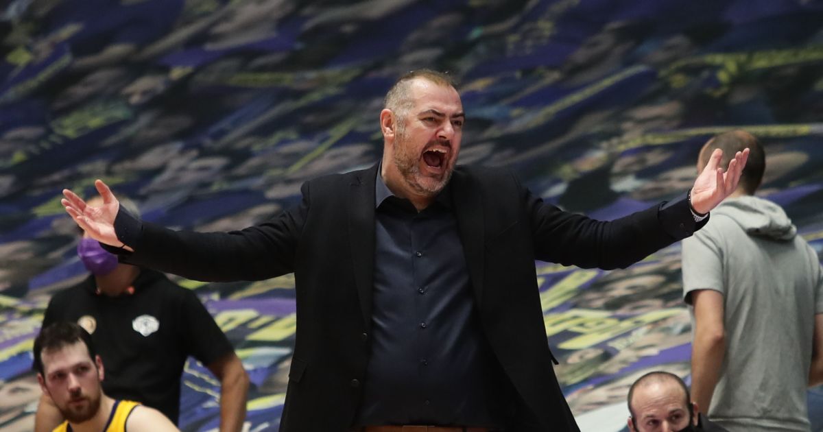 הפועל חולון: סטפאנוס דדאס נקנס לקראת הפועל תל אביב | ספורט 1