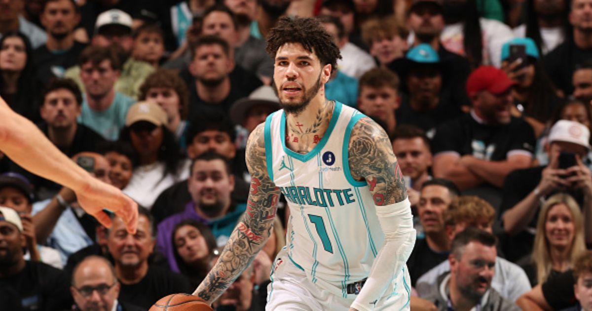 ה-NBA הענישה את לאמלו בול, בעקבות המהלך שפצע את באם אדבאיו | ספורט 1