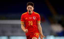 דניאל ג'יימס