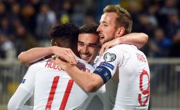 שחקני נבחרת אנגליה חוגגים