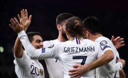 שחקני נבחרת צרפת חוגגים