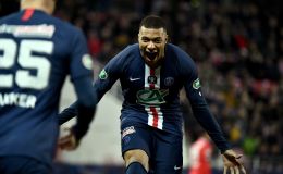 קיליאן אמבפה חוגג