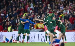 שחקני אתלטיק בילבאו חוגגים