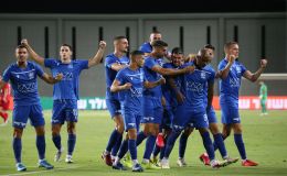 אור אינברום ושחקני מכבי פתח תקווה