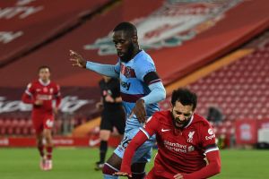 מוחמד סלאח צולל ברחבה