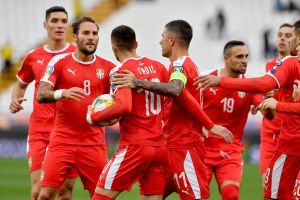 טאדיץ' ושחקני נבחרת סרביה