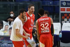 שחקני הפועל גלבוע/גליל חוגגים