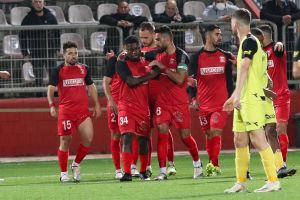 שחקני בני סכנין חוגגים