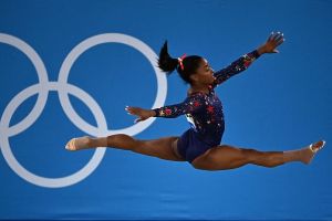 סימון ביילס