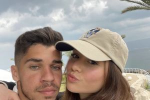 מנור סולומון וחברתו דנה