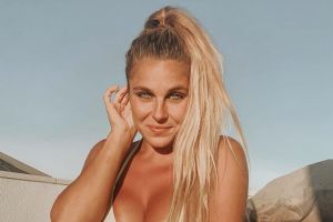 אחותו של מאורו איקרדי