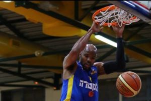 טיוס. לא חולם על אירופה