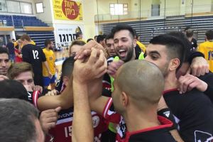 האשדודים חוגגים בבית מכבי