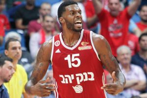 סמית'. מסע ההגנה החל