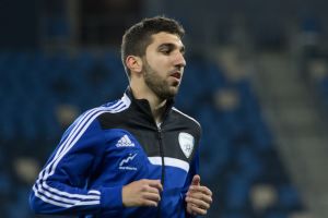 דאבור. ממתין להחלטת השווייצרים